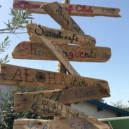 Laniakea לאקאנו